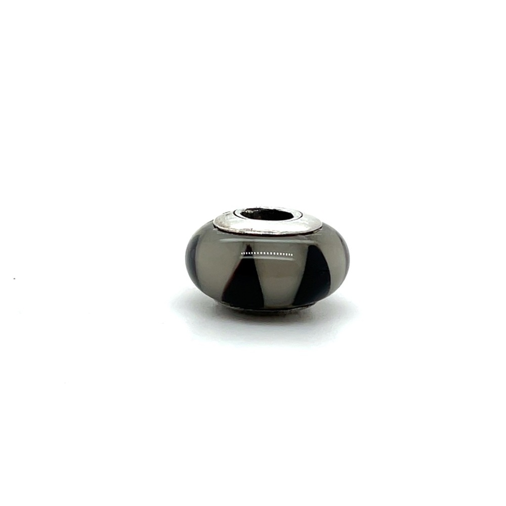 Pandora Captivating Black Murano Glass Bead Charm 790640